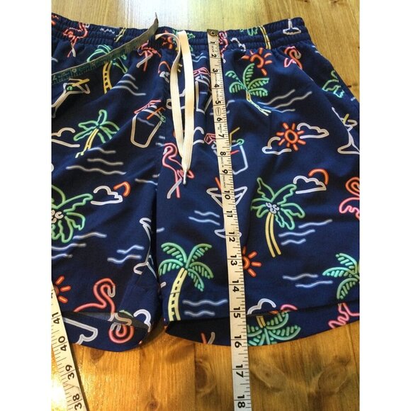 Chubbies Mens Swim Trunks Shorts Size L Tropical Neon Lights Print Flamingo - Picture 6 of 8